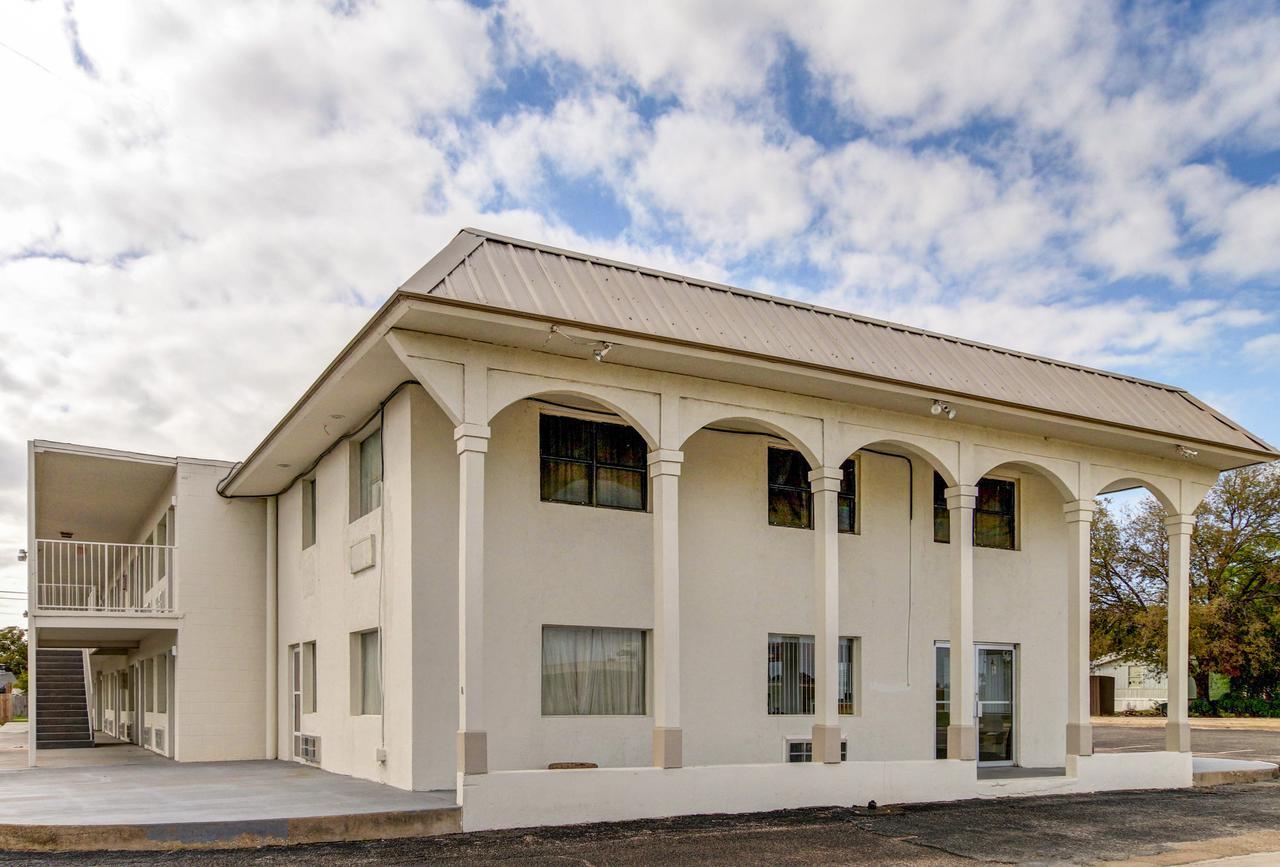 Motel 6 Waco - Lacy Lakeview Bellmead Екстериор снимка