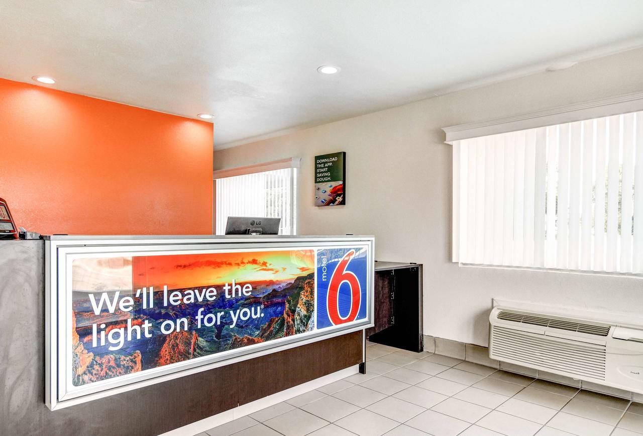 Motel 6 Waco - Lacy Lakeview Bellmead Екстериор снимка